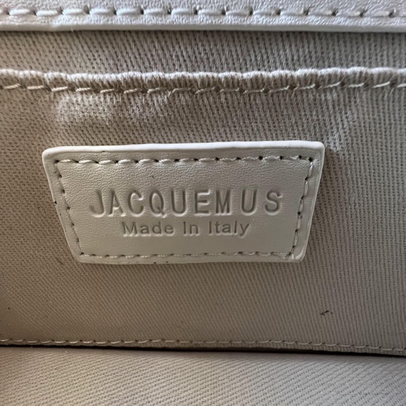 JACQUEMUS Le Grand Chiquito Top-Handle Bag - Picture 8 of 11